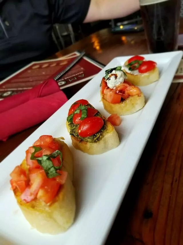 Amore Neapolitan Pizzeria