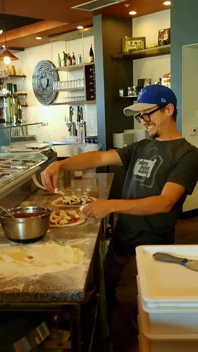 Amore Neapolitan Pizzeria