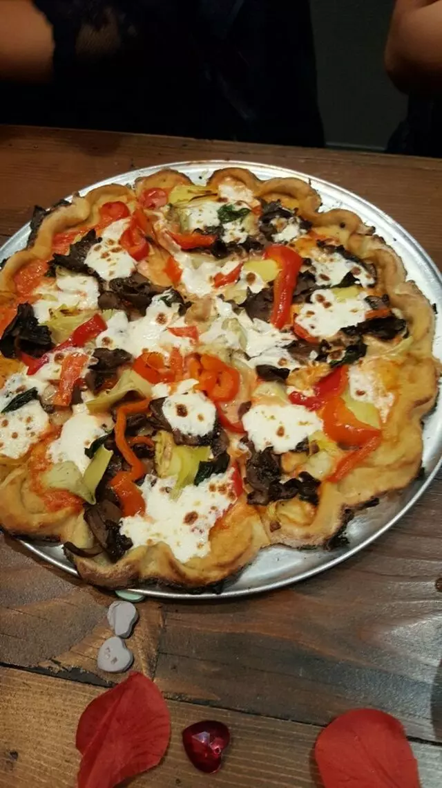 Amore Neapolitan Pizzeria