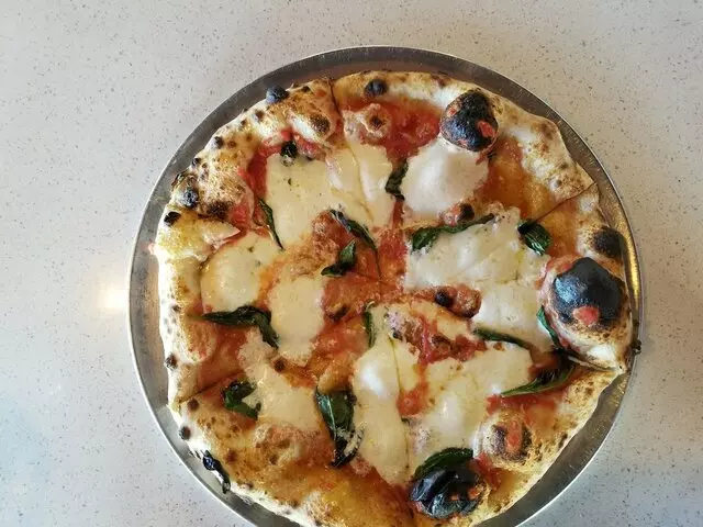 Amore Neapolitan Pizzeria