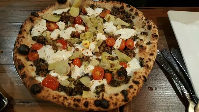 Amore Neapolitan Pizzeria