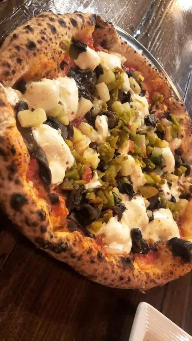 Amore Neapolitan Pizzeria