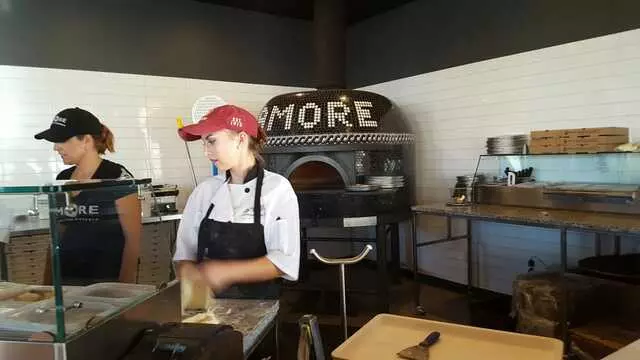 Amore Neapolitan Pizzeria