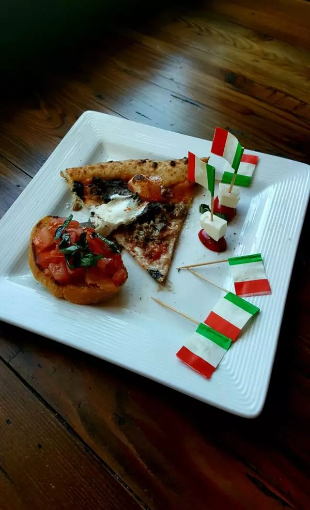 Amore Neapolitan Pizzeria