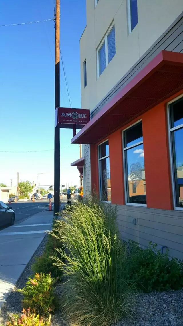 Amore Neapolitan Pizzeria