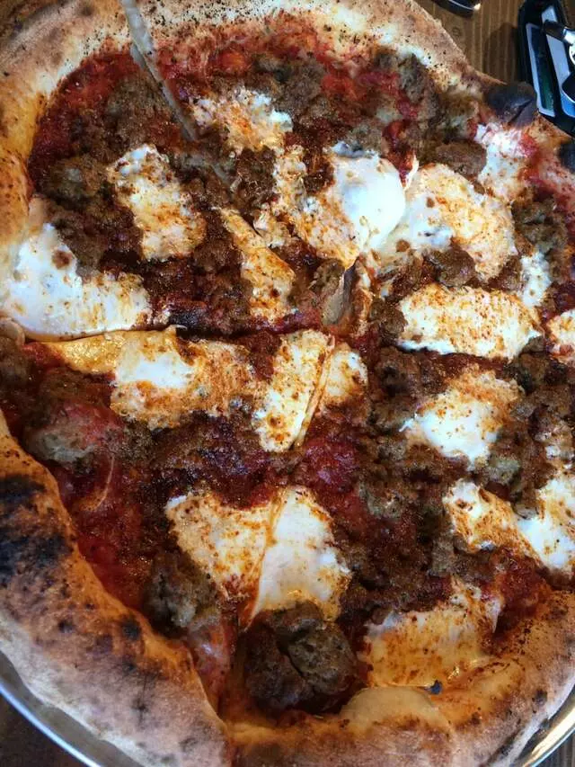 Amore Neapolitan Pizzeria