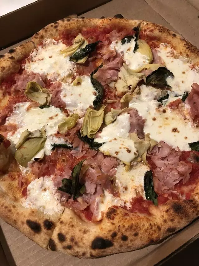 Amore Neapolitan Pizzeria