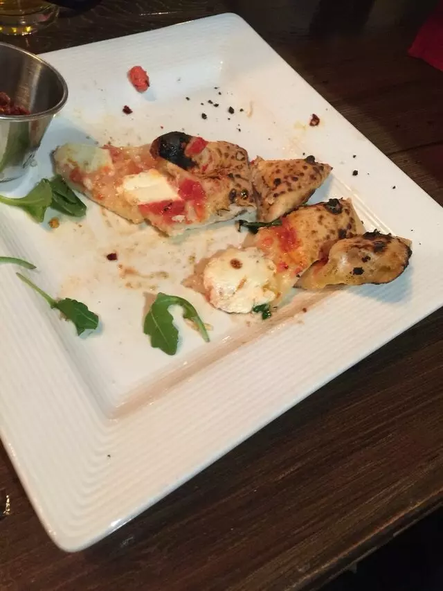 Amore Neapolitan Pizzeria