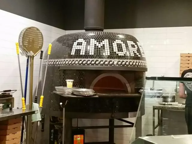Amore Neapolitan Pizzeria