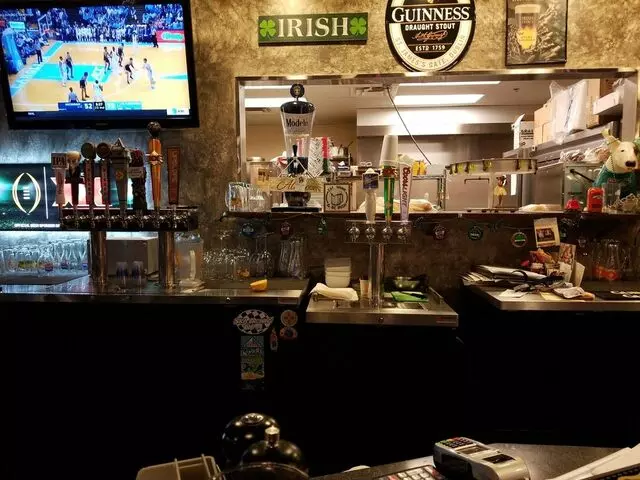 Oak Tree Cafe