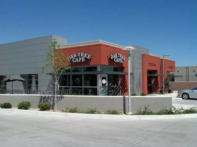 Oak Tree Cafe