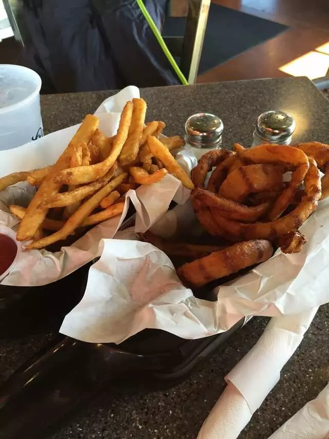 Oak Tree Cafe