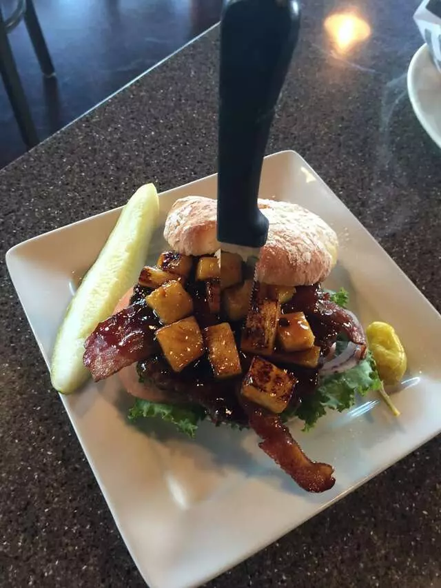 Oak Tree Cafe