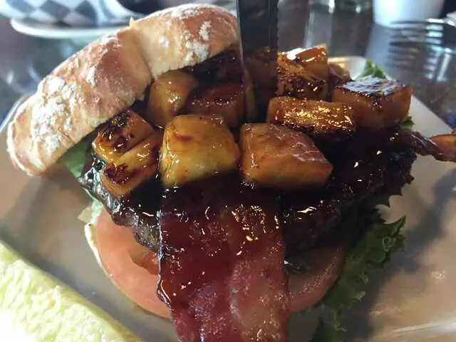 Oak Tree Cafe