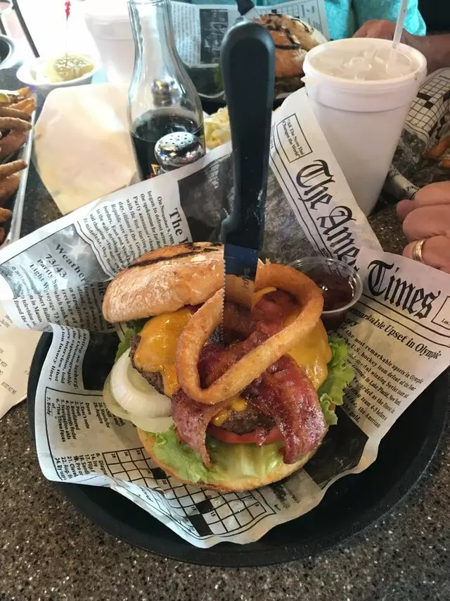 Oak Tree Cafe