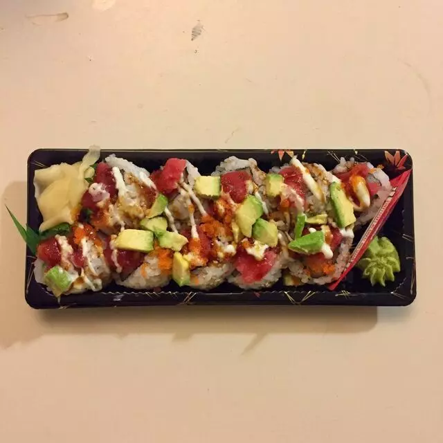528 Sushi & Asian Cuisine