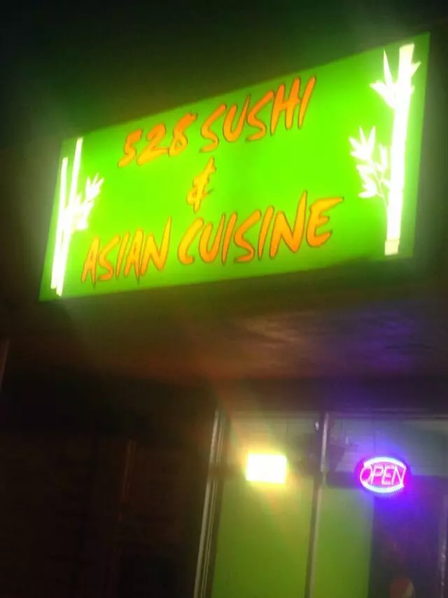 528 Sushi & Asian Cuisine