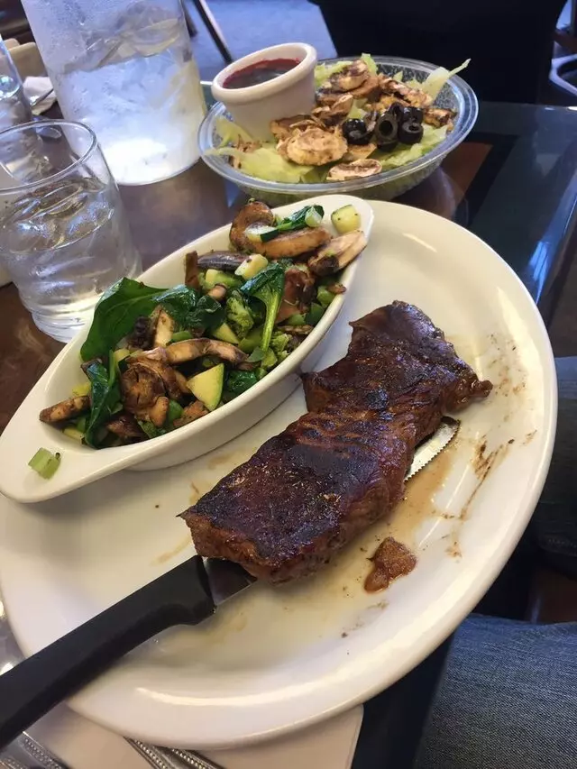 Le Peep Restaurant
