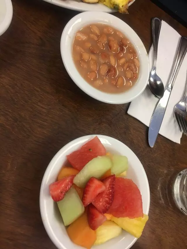 Le Peep Restaurant