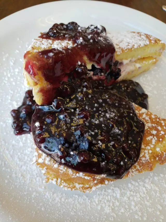Le Peep Restaurant