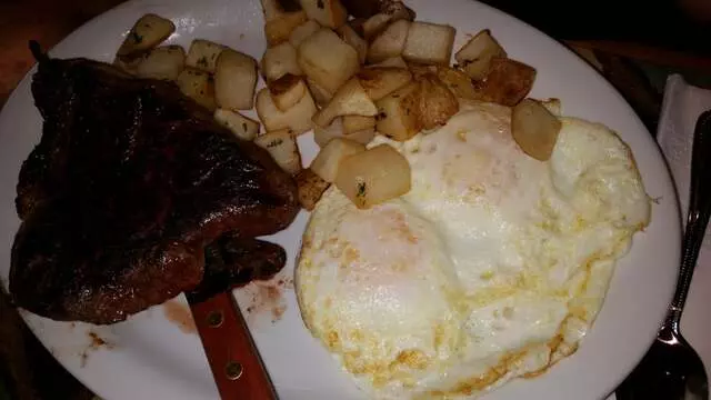 Le Peep Restaurant