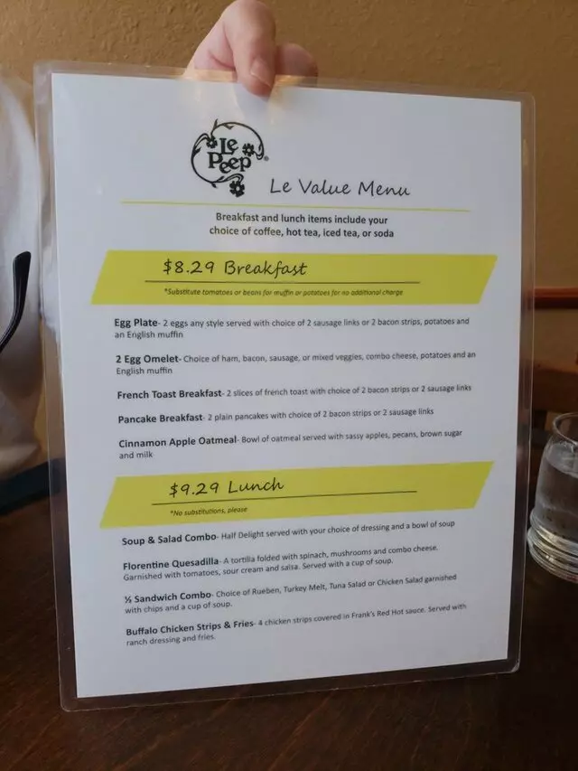 Le Peep Restaurant
