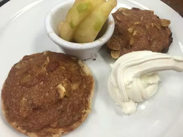 Le Peep Restaurant