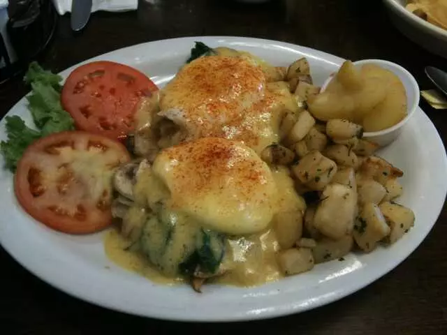 Le Peep Restaurant