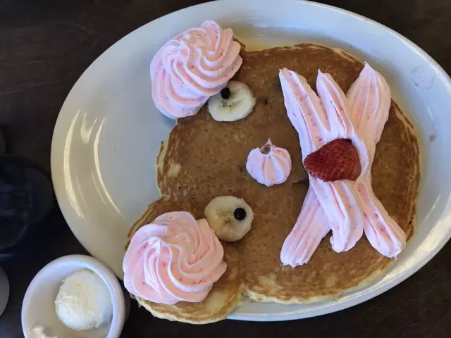 Le Peep Restaurant