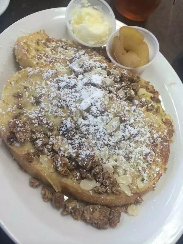 Le Peep Restaurant