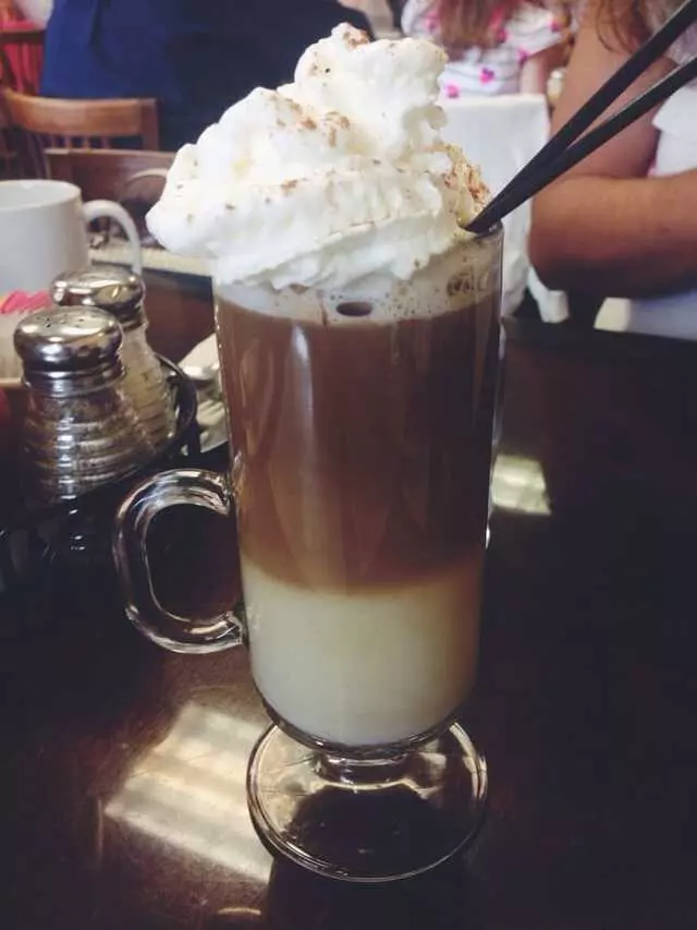 Le Peep Restaurant