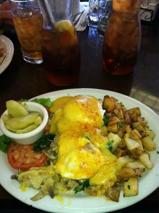 Le Peep Restaurant
