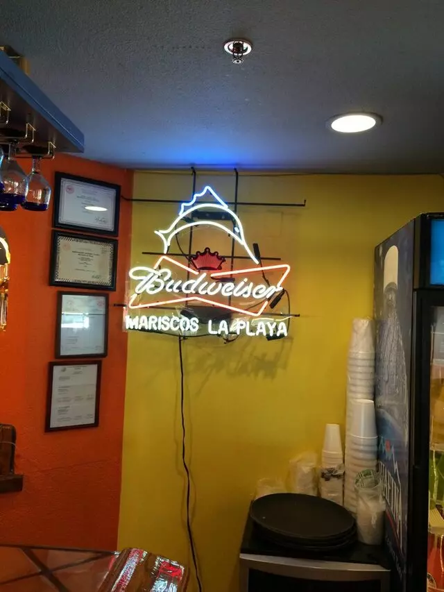 Mariscos La Playa