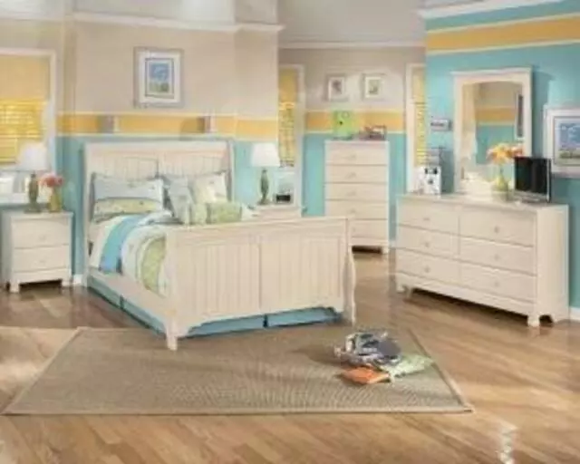 Ashley HomeStore