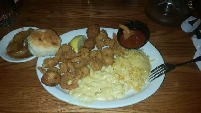 Cracker Barrel Old Country Store