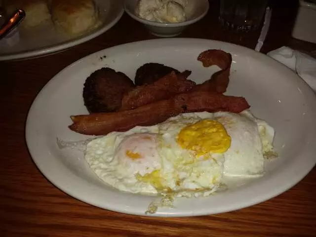 Cracker Barrel Old Country Store