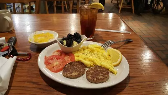 Cracker Barrel Old Country Store