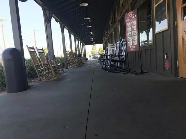 Cracker Barrel Old Country Store