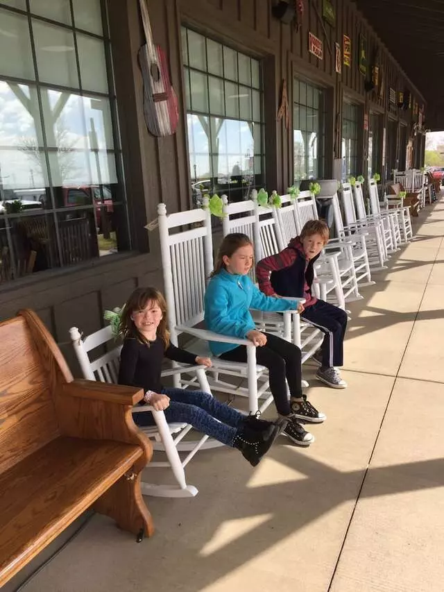 Cracker Barrel Old Country Store