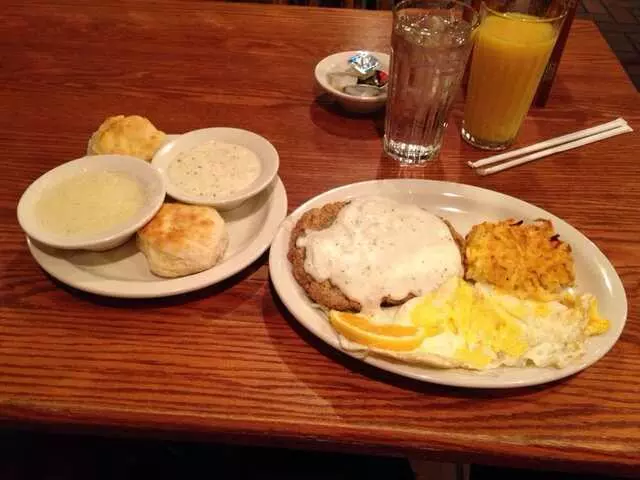 Cracker Barrel Old Country Store