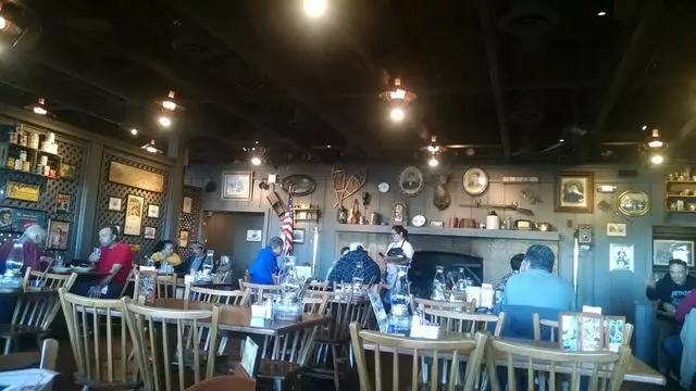 Cracker Barrel Old Country Store