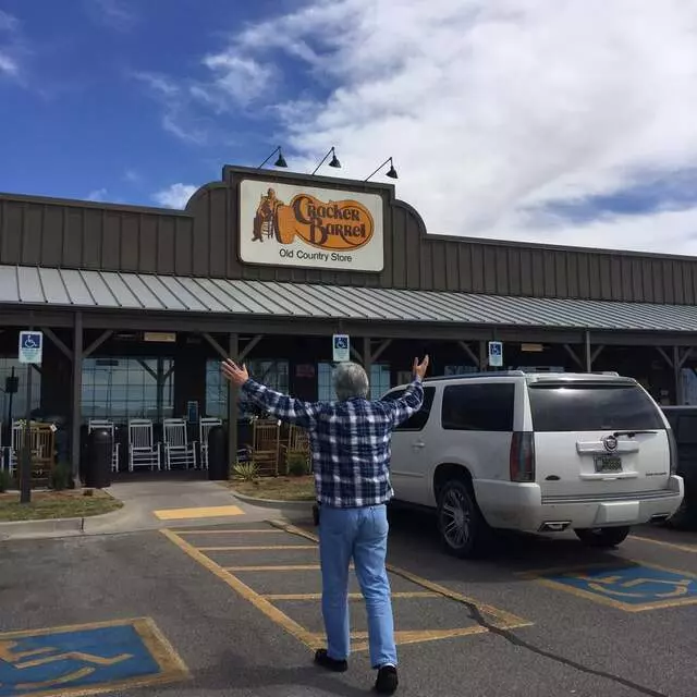 Cracker Barrel Old Country Store