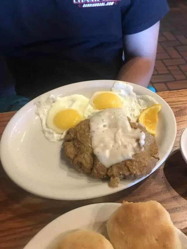 Cracker Barrel Old Country Store