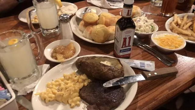 Cracker Barrel Old Country Store