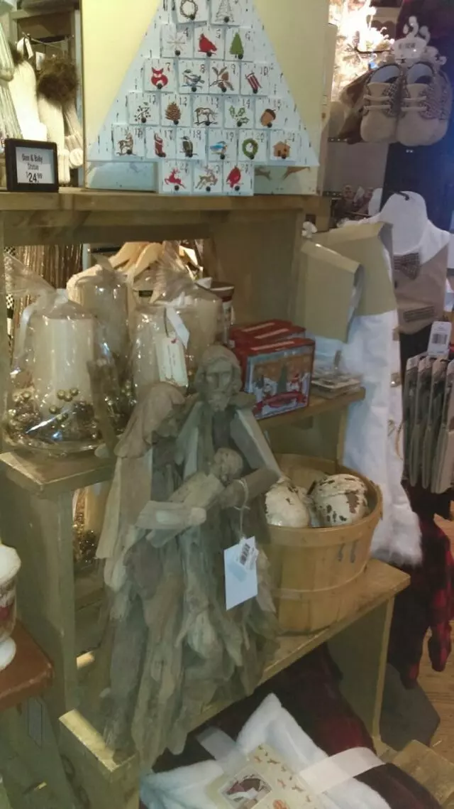 Cracker Barrel Old Country Store