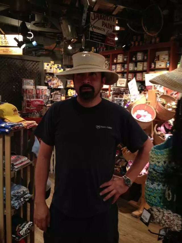 Cracker Barrel Old Country Store