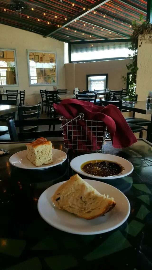 Paisano’s