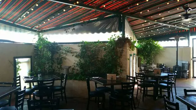 Paisano’s
