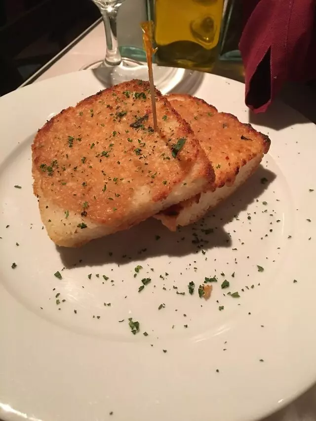 Paisano’s