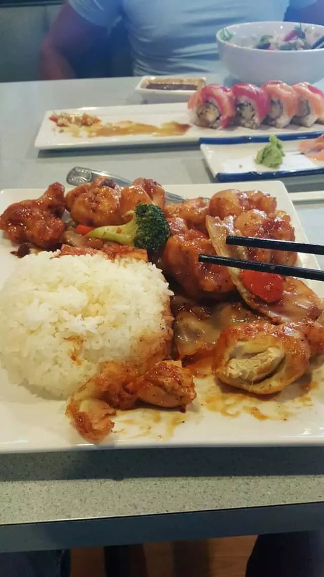 Ahh Sushi Bar and Grill